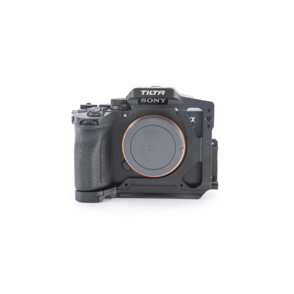 TILTA 鐵頭 Sony α7R V 專業級半機身保護籠套件：圖片 2